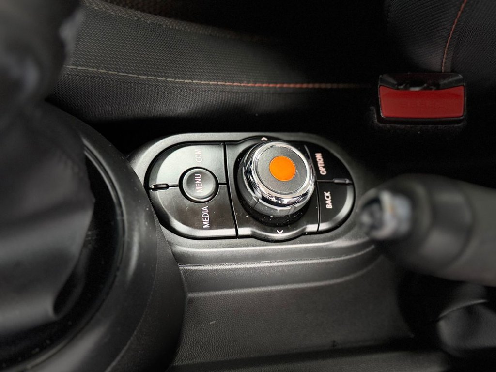 Used MINI Hatch 2018 for sale - 77188243: Photo 5