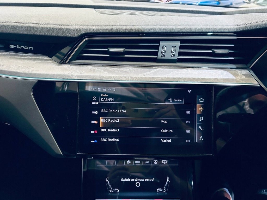 Used Audi e-tron 2021 for sale - 77148498: Photo 25