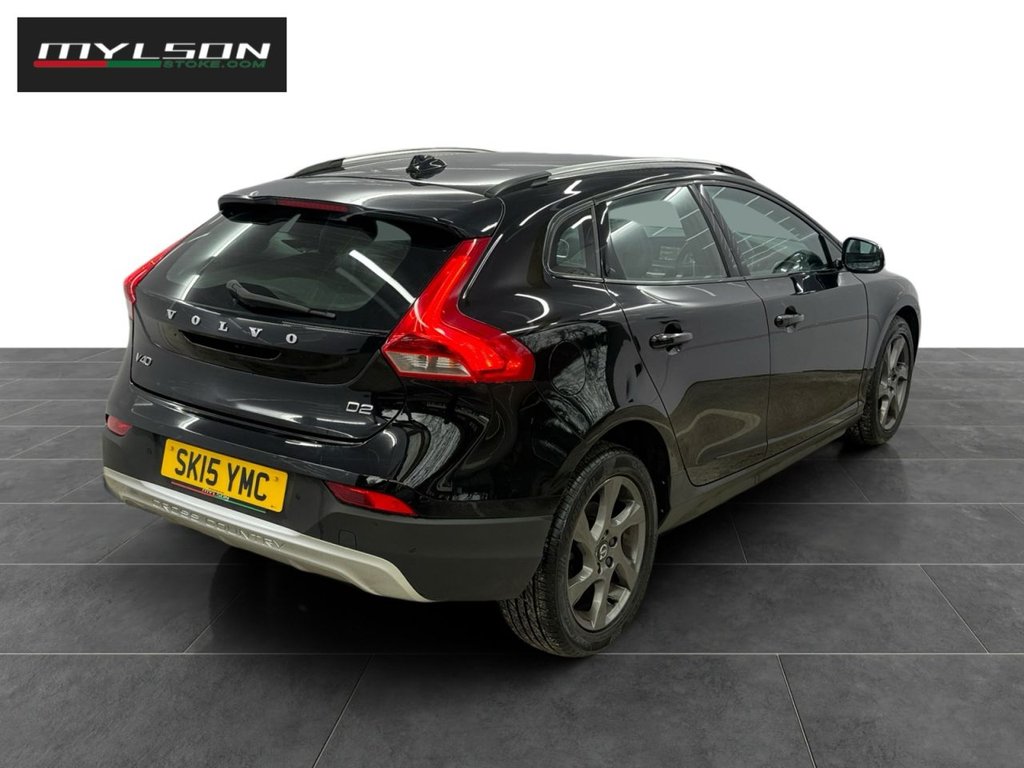 Used Volvo V40 2015 for sale - 77451880: Photo 16