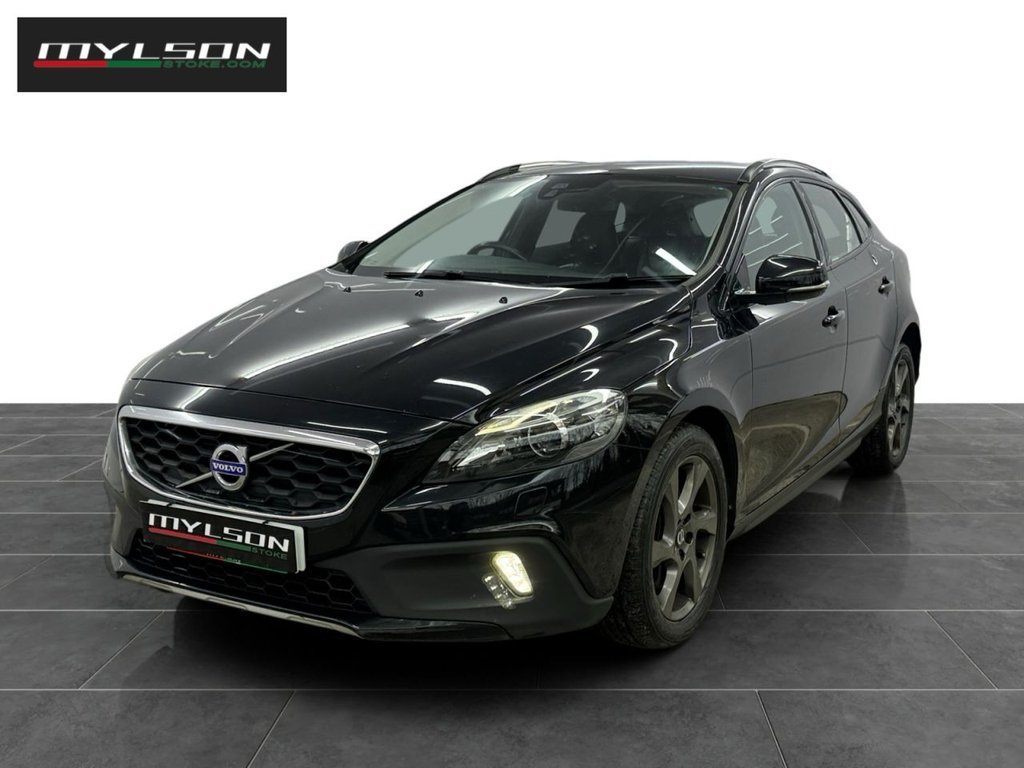 Used Volvo V40 2015 for sale - 77451880: Photo 20