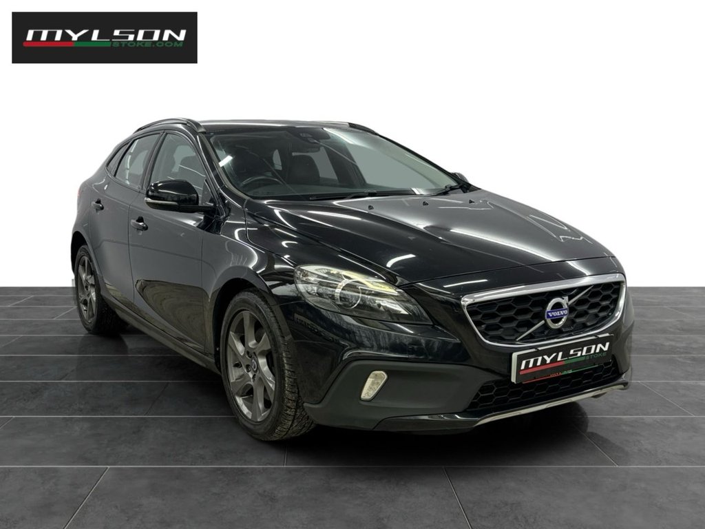 Used Volvo V40 2015 for sale - 77451880: Photo 4