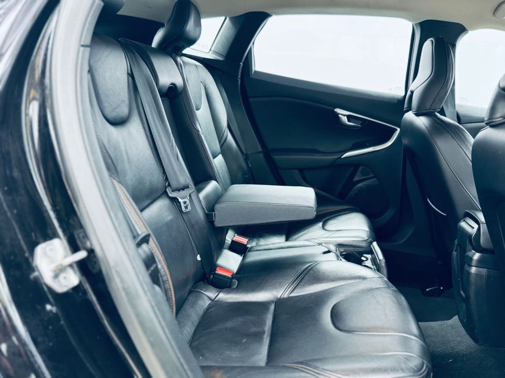 Used Volvo V40 2015 for sale - 77451880: Photo 44