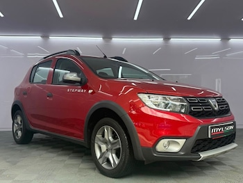 Used Dacia Sandero Stepway 2017 for sale - 79072602: Photo
