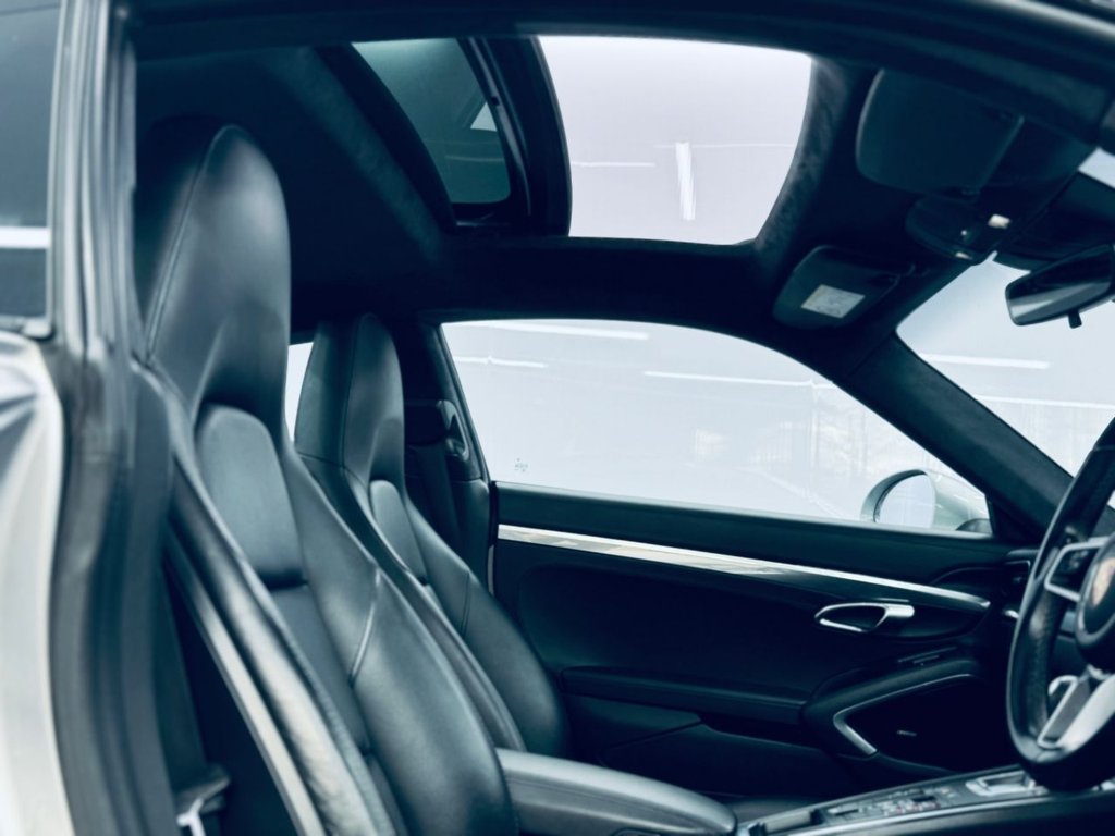 Used Porsche 911 2017 for sale - 78069402: Photo 11