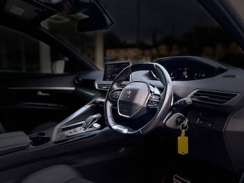 Used Peugeot 3008 2019 for sale - 77153914: Photo