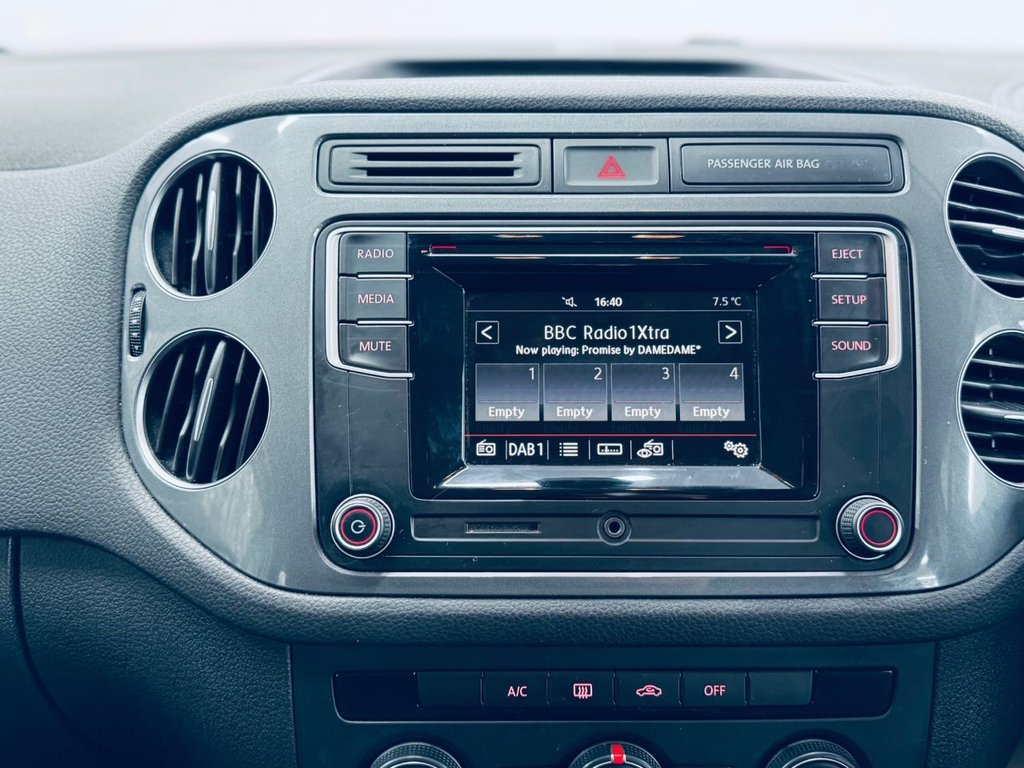 Used Volkswagen Tiguan 2015 for sale - 77621001: Photo 21