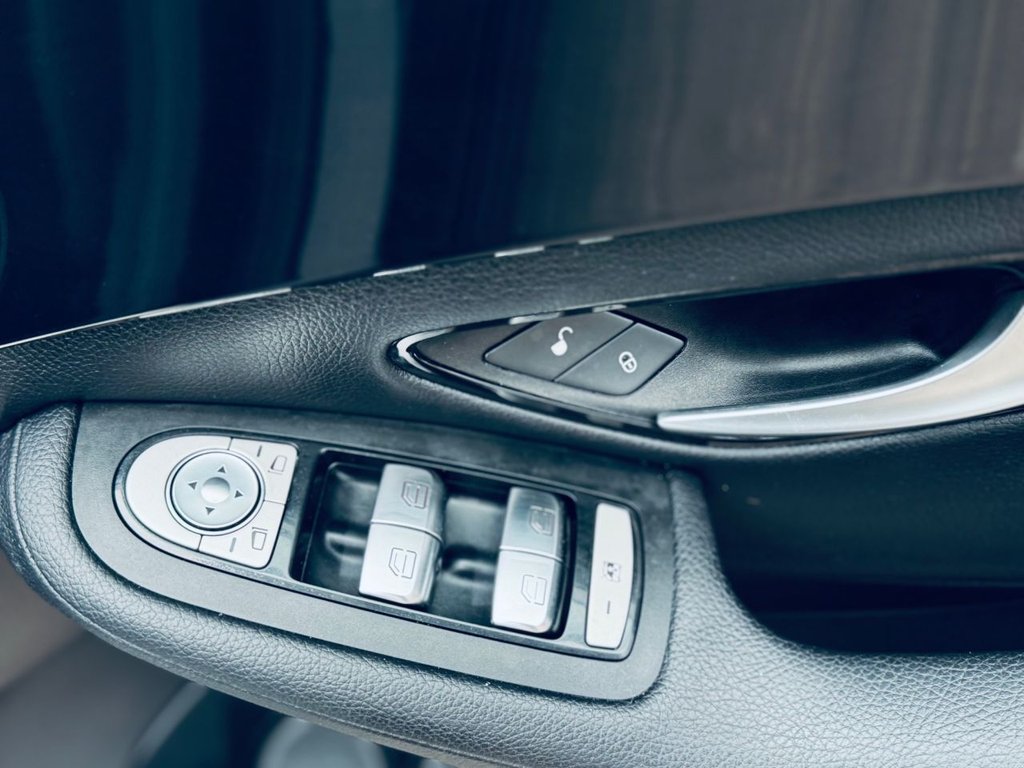 Used Mercedes-Benz C Class 2016 for sale - 77919981: Photo 28