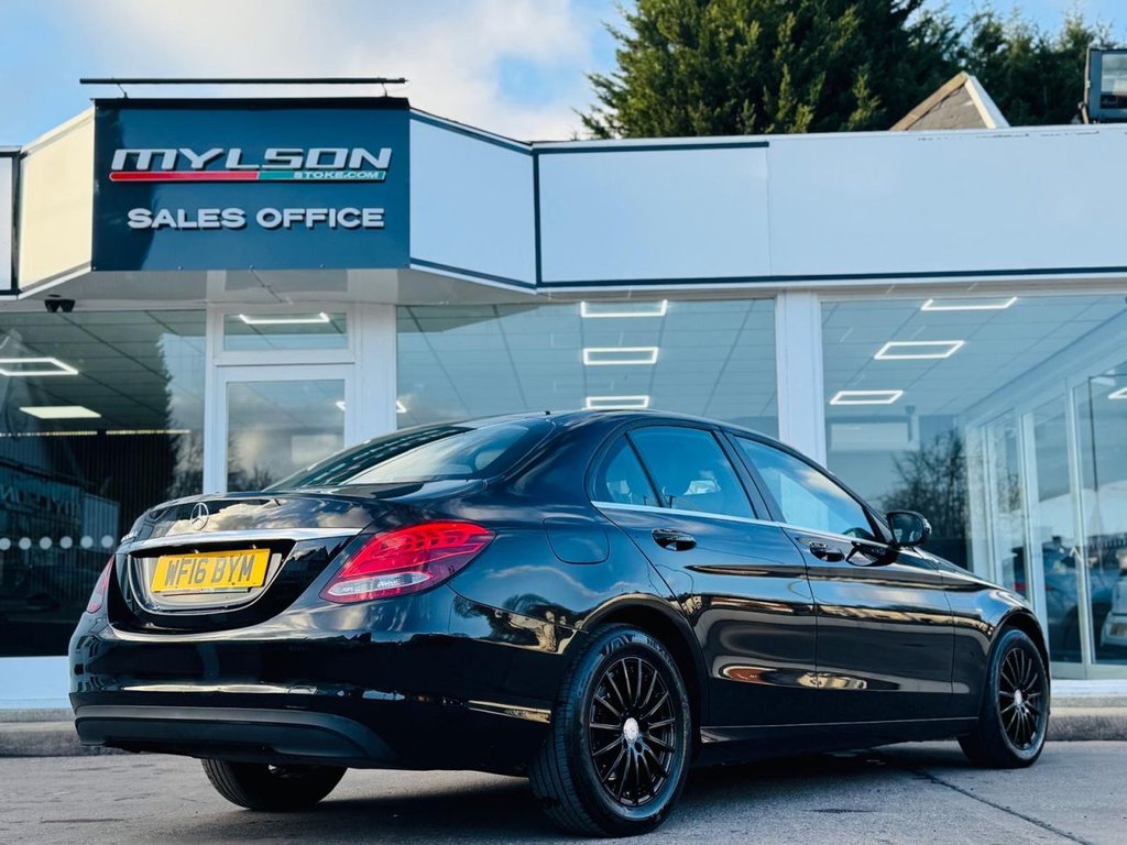 Used Mercedes-Benz C Class 2016 for sale - 77919981: Photo 8