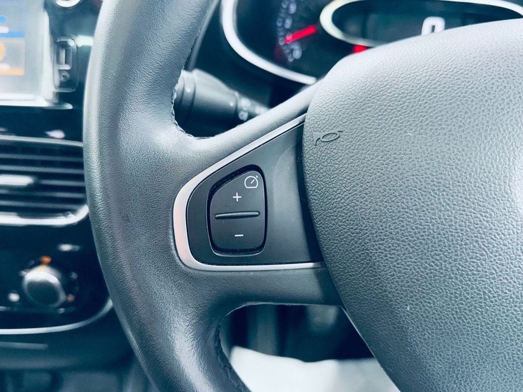 Used Renault Clio 2017 for sale - 77451492: Photo 16