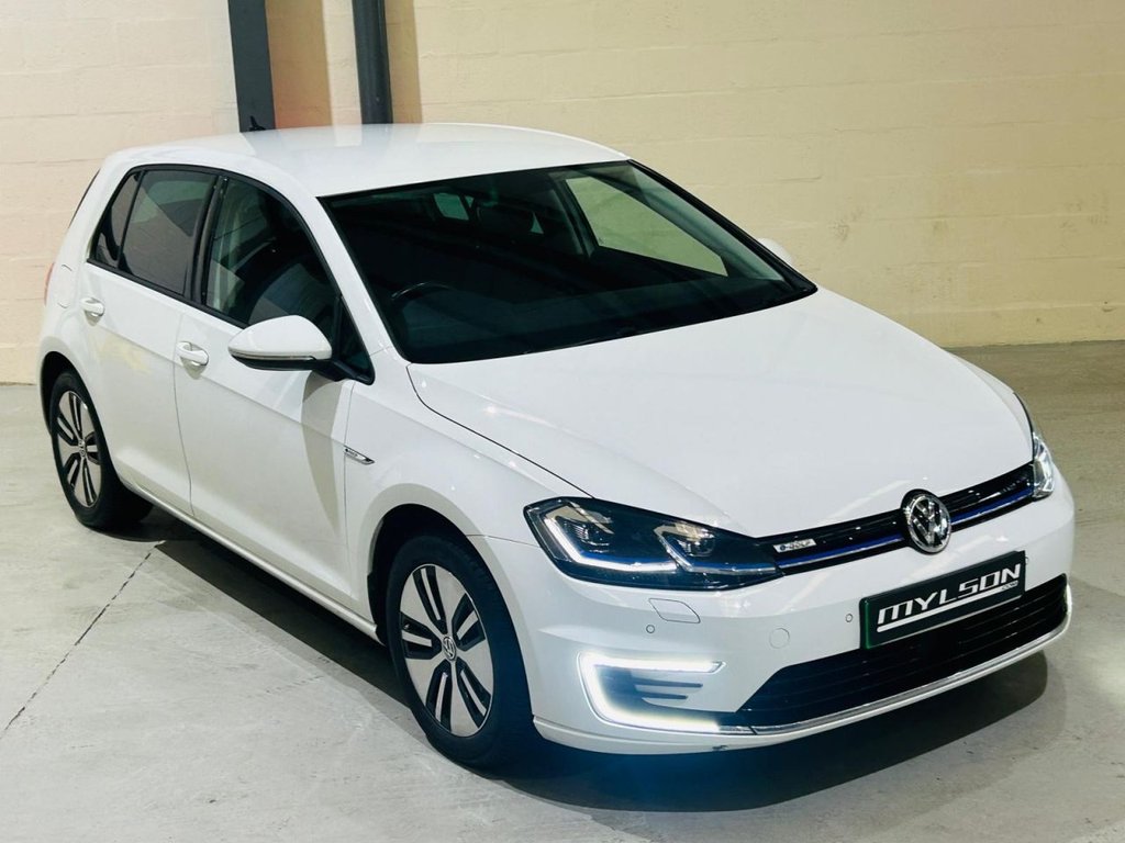Used Volkswagen Golf 2019 for sale - 77148497: Photo 2