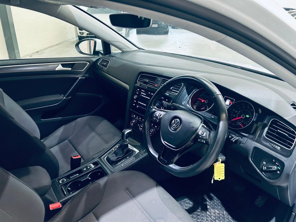 Used Volkswagen Golf 2019 for sale - 77148497: Photo 22