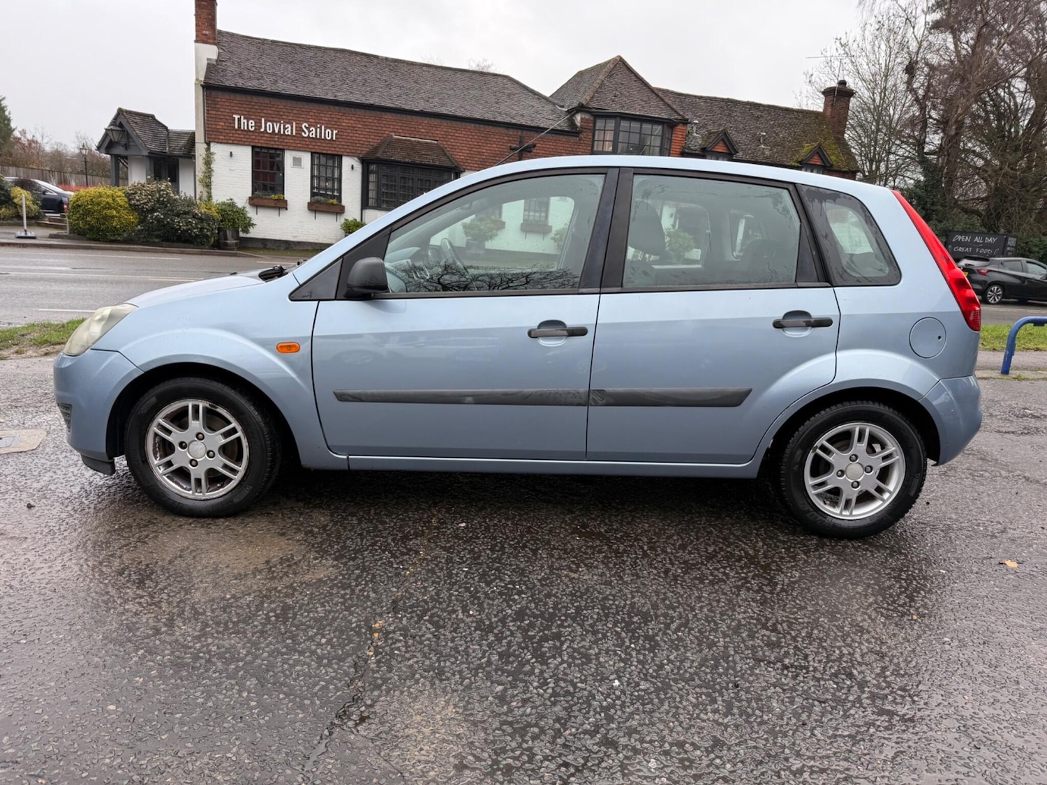 Used Ford Fiesta for sale - 77993123: Photo 4