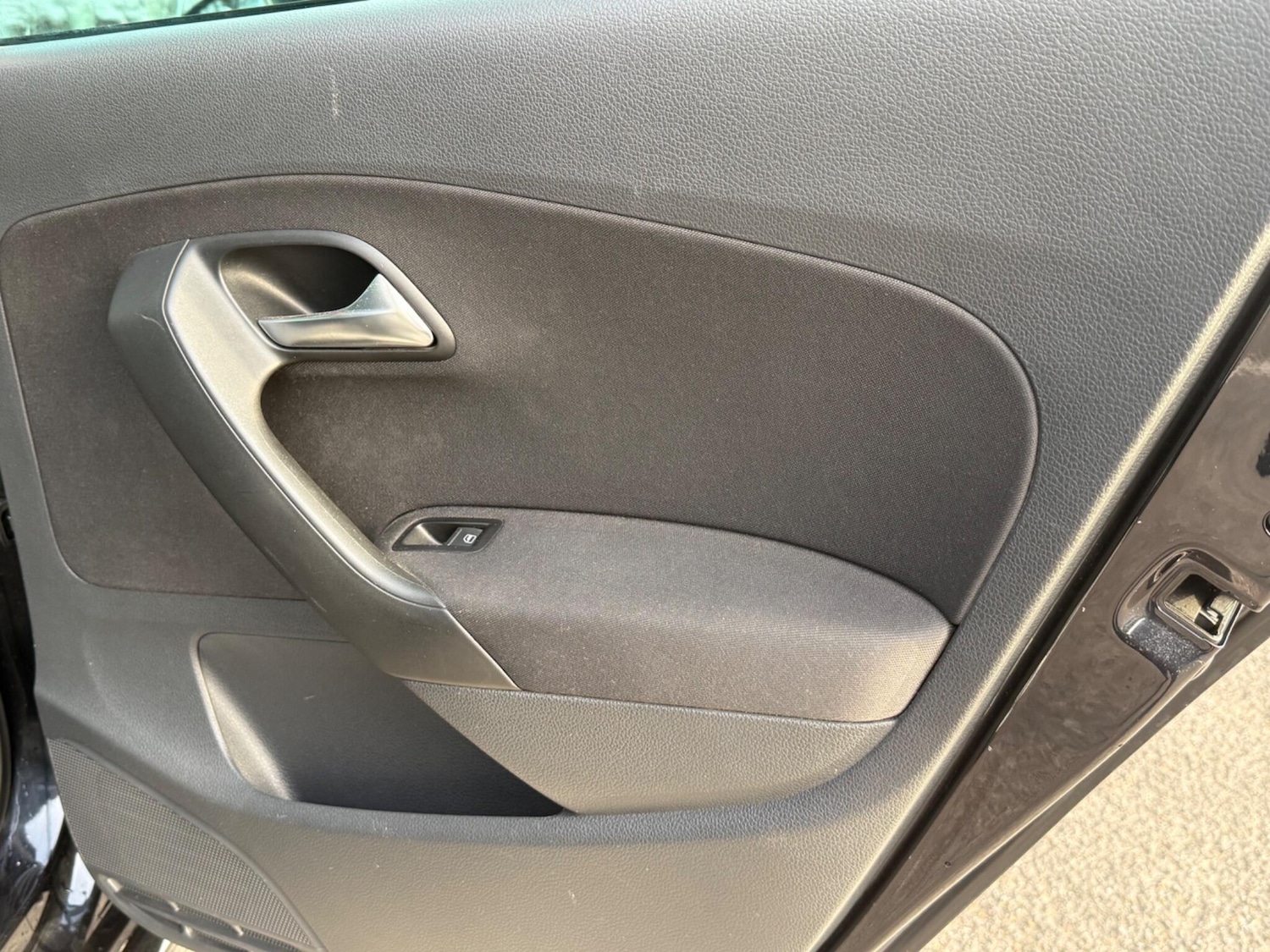 Used Volkswagen Polo 2014 for sale - 77956982: Photo 15