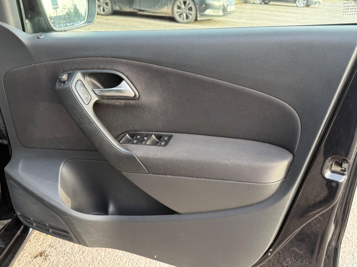 Used Volkswagen Polo 2014 for sale - 77956982: Photo 16