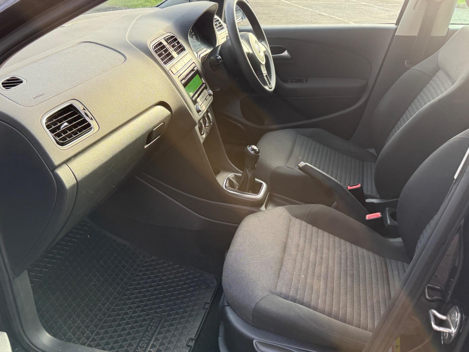 Used Volkswagen Polo 2014 for sale - 77956982: Photo 22