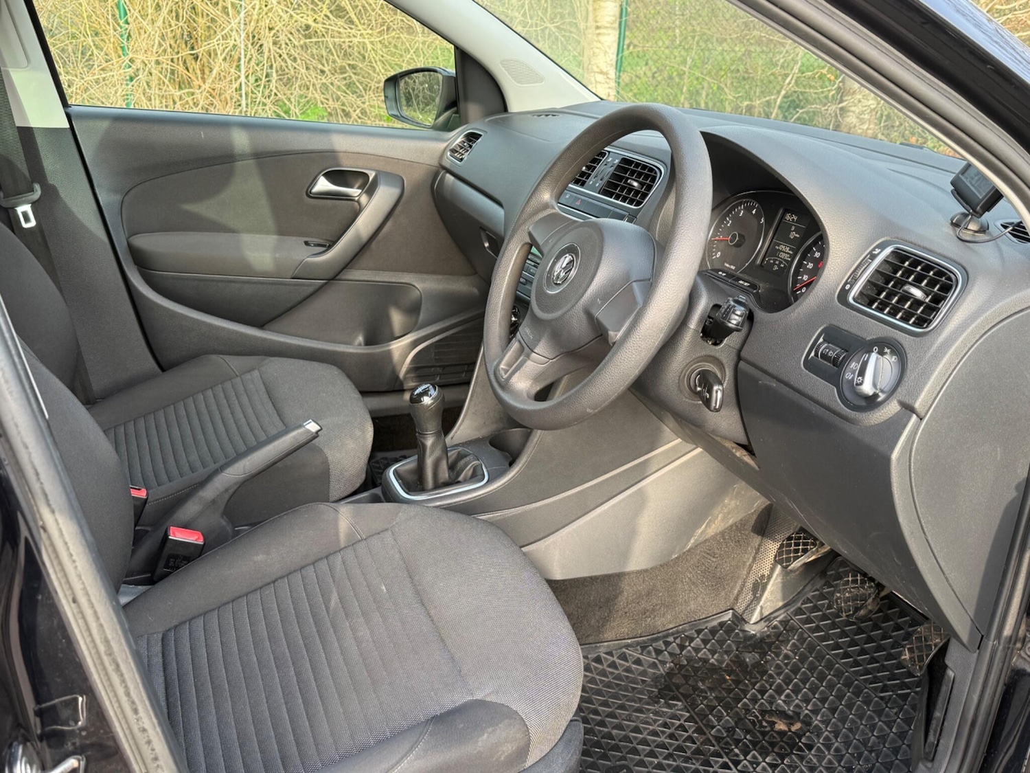 Used Volkswagen Polo 2014 for sale - 77956982: Photo 9