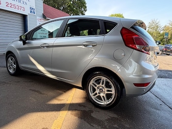 Used Ford Fiesta 2013 for sale - 78982136: Photo