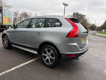 Used Volvo XC60 2010 for sale - 77586267: Photo