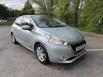 Used Peugeot 208 2015 for sale - 78335080: Photo