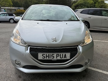 Used Peugeot 208 2015 for sale - 78335080: Photo
