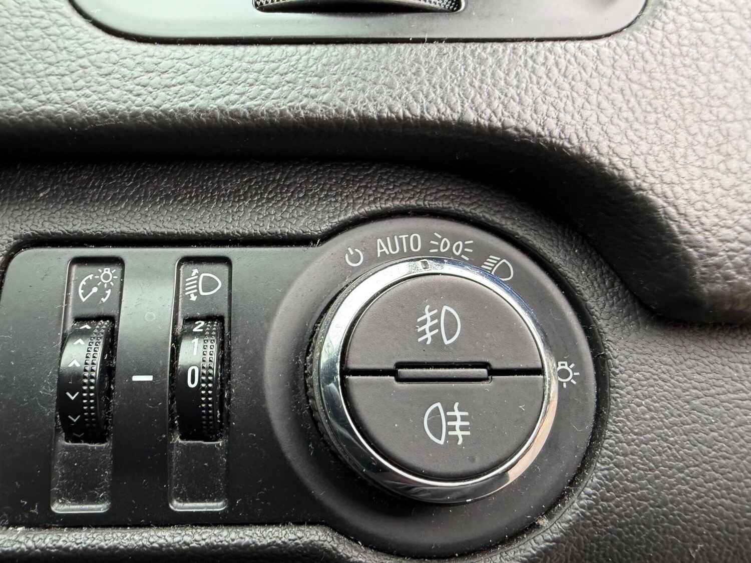 Used Vauxhall Insignia 2011 for sale - 78156643: Photo 11