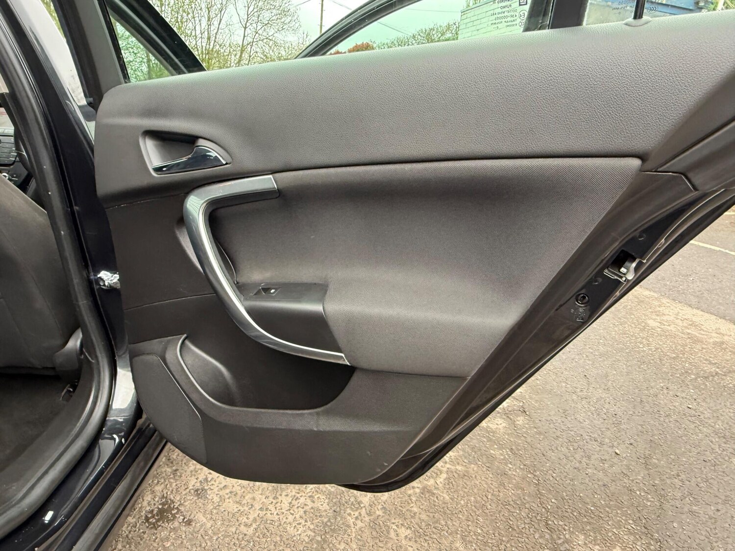 Used Vauxhall Insignia 2011 for sale - 78156643: Photo 15