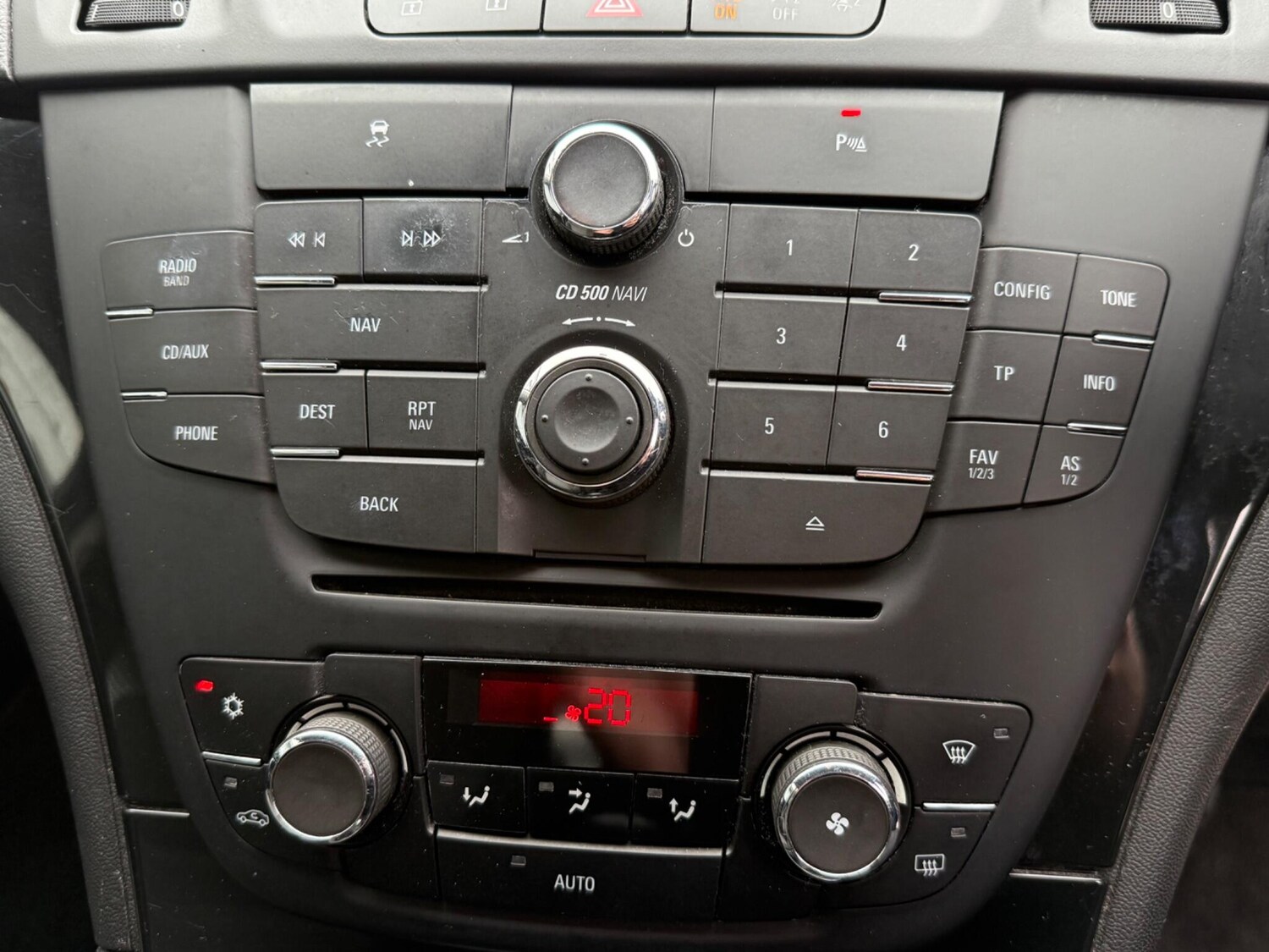 Used Vauxhall Insignia 2011 for sale - 78156643: Photo 17