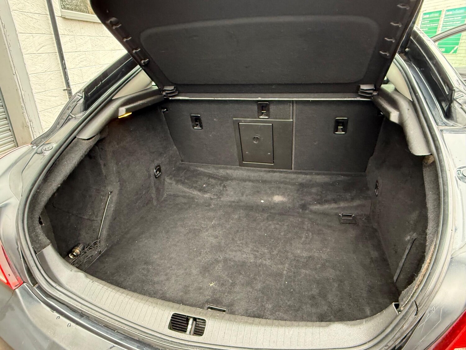 Used Vauxhall Insignia 2011 for sale - 78156643: Photo 21