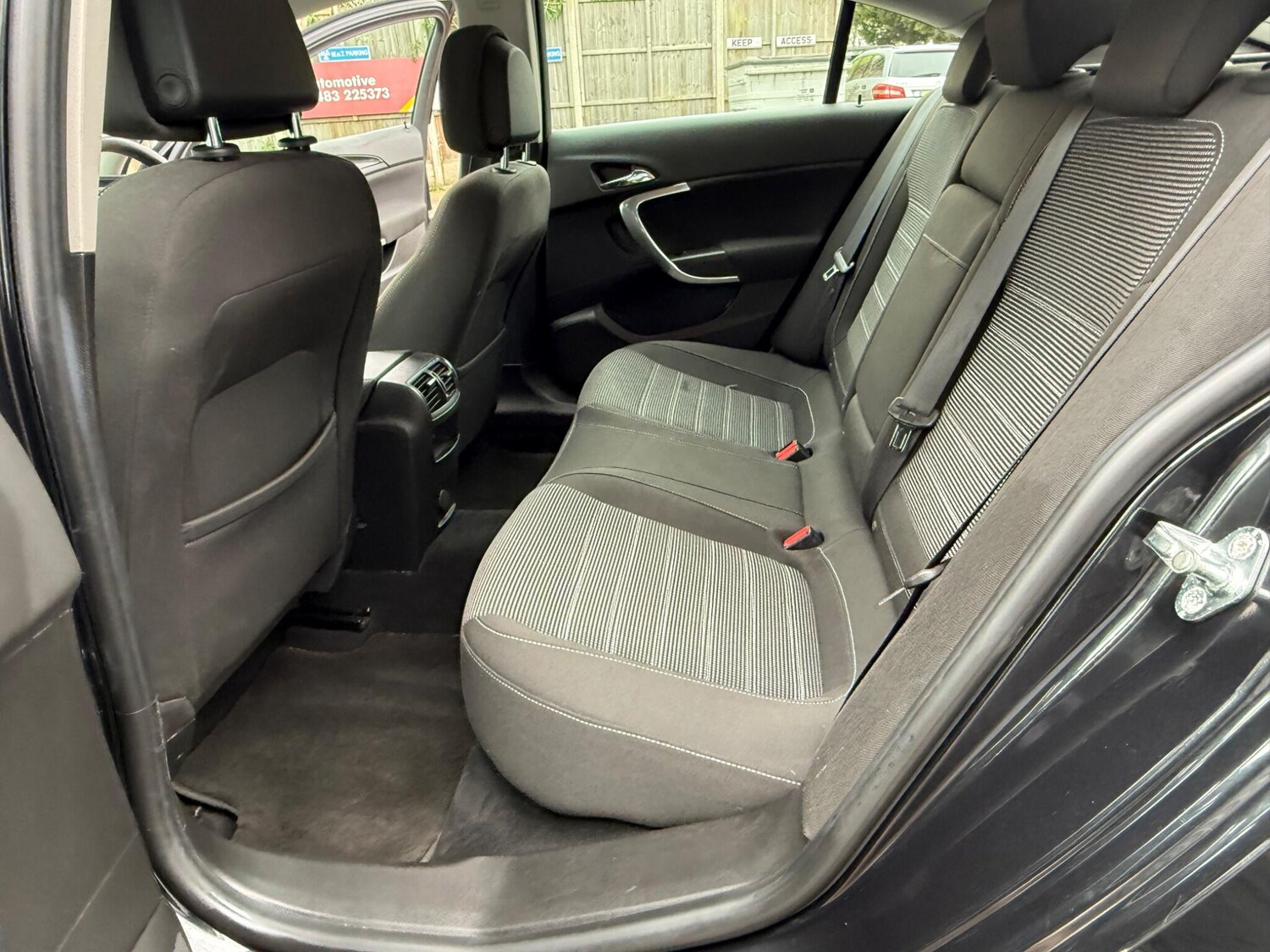 Used Vauxhall Insignia 2011 for sale - 78156643: Photo 9