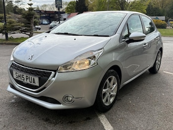 Used Peugeot 208 2015 for sale - 78809923: Photo
