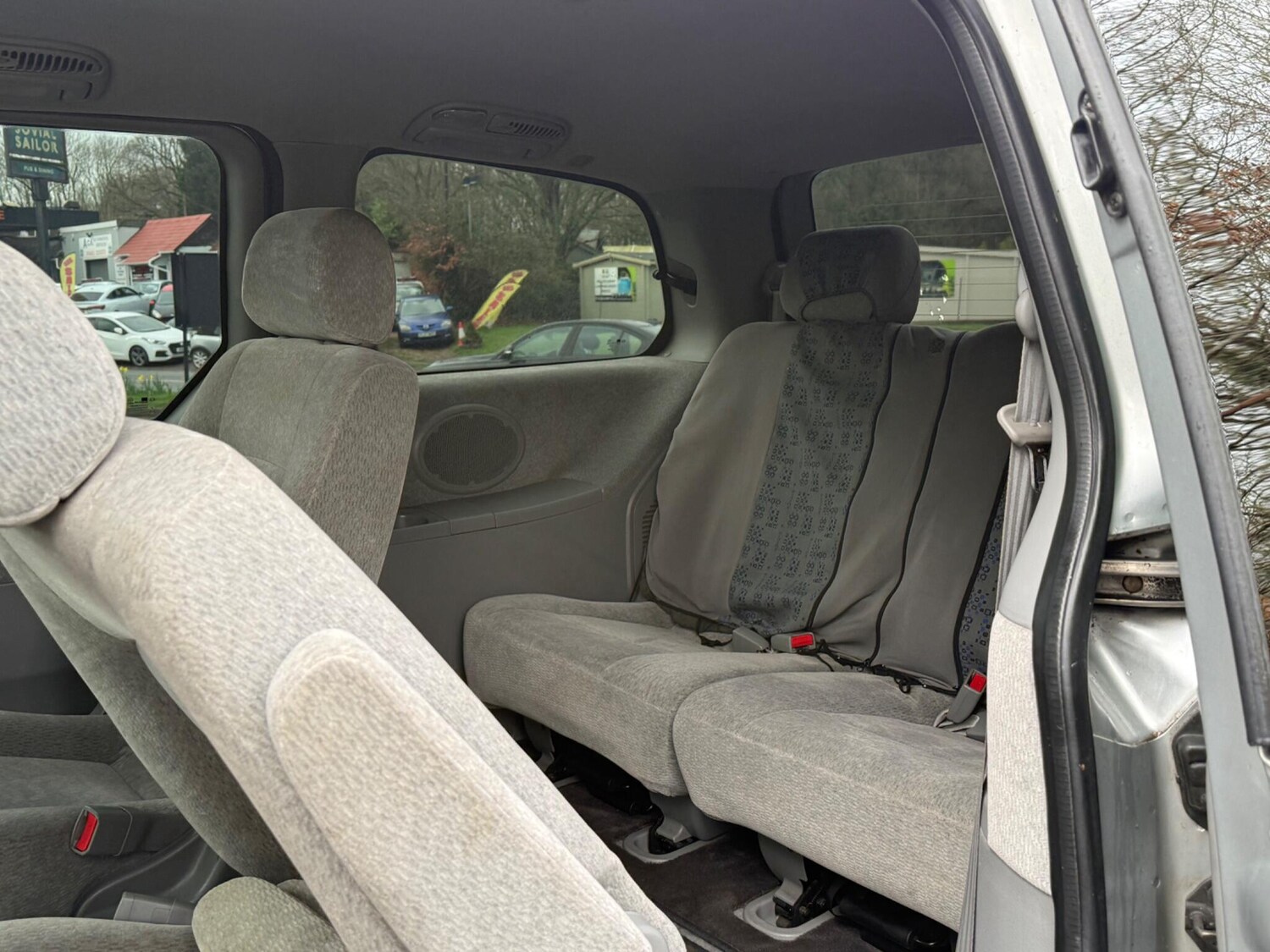 Used Kia Sedona for sale - 77587109: Photo 11