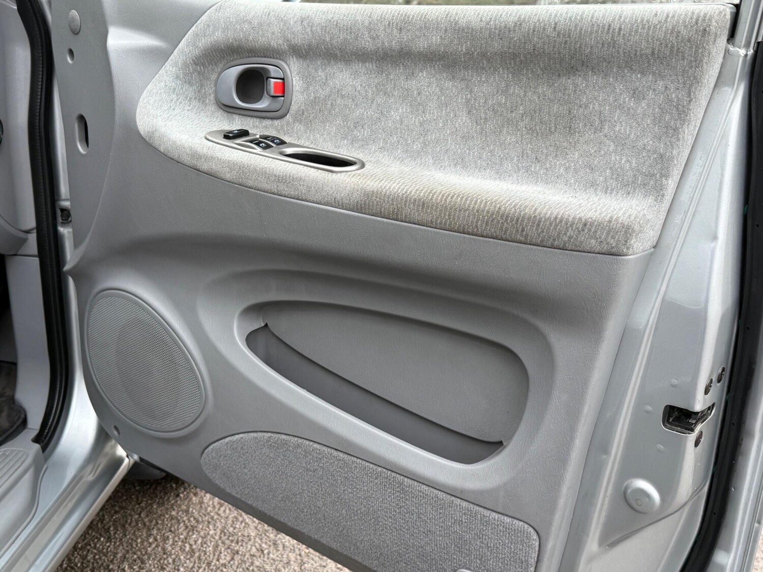 Used Kia Sedona for sale - 77587109: Photo 19