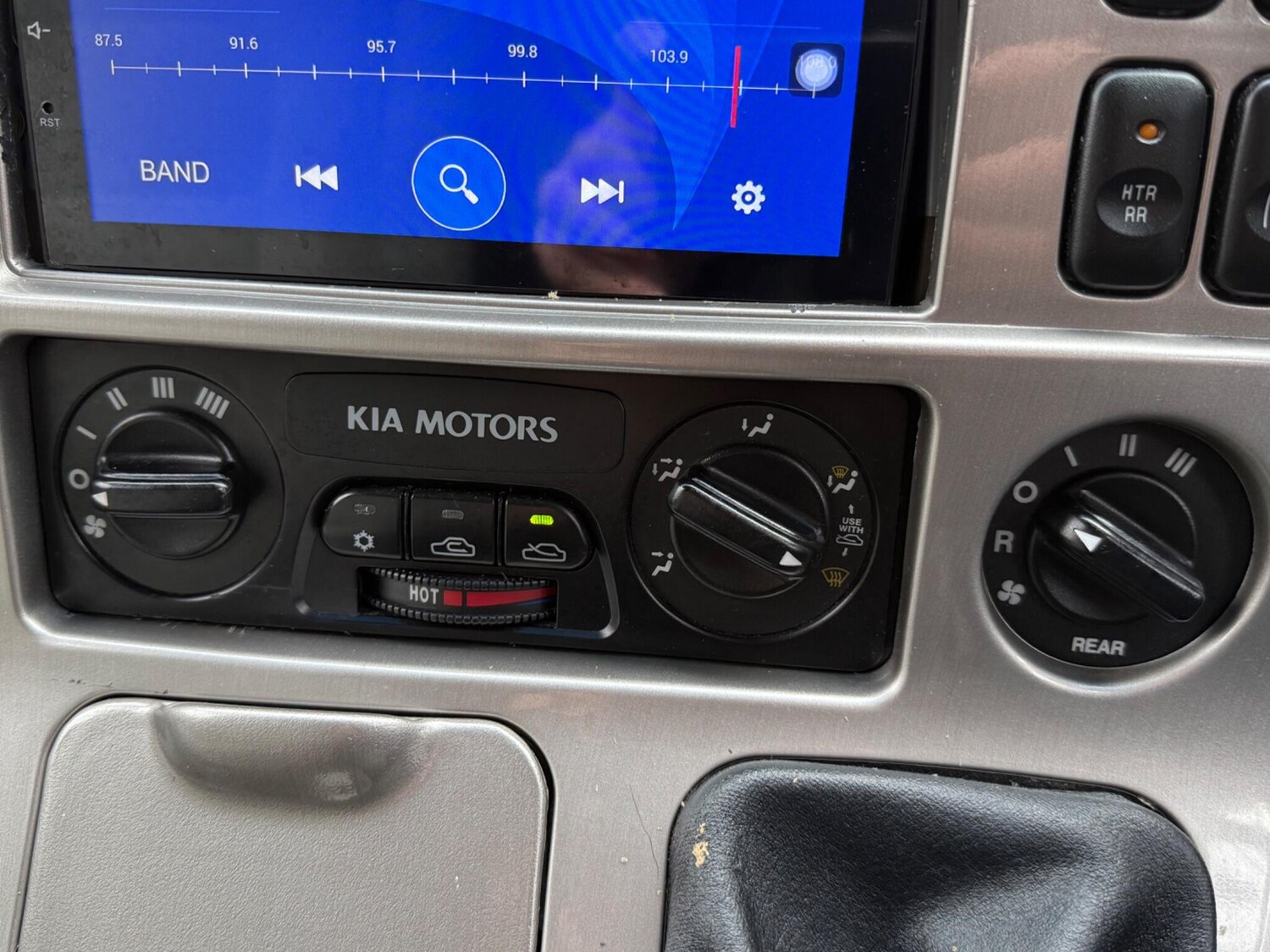 Used Kia Sedona for sale - 77587109: Photo 21