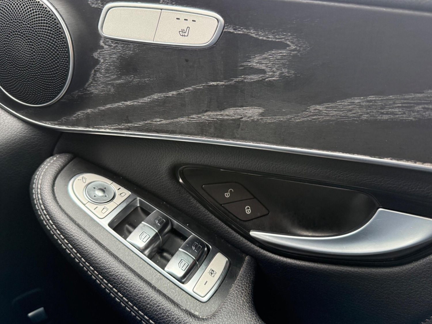 Used Mercedes-Benz GLC 2018 for sale - 77586289: Photo 18