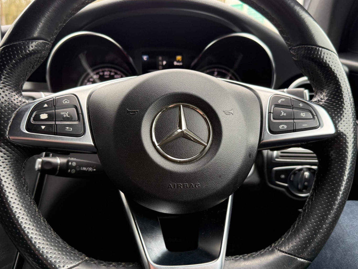 Used Mercedes-Benz GLC 2018 for sale - 77586289: Photo 28