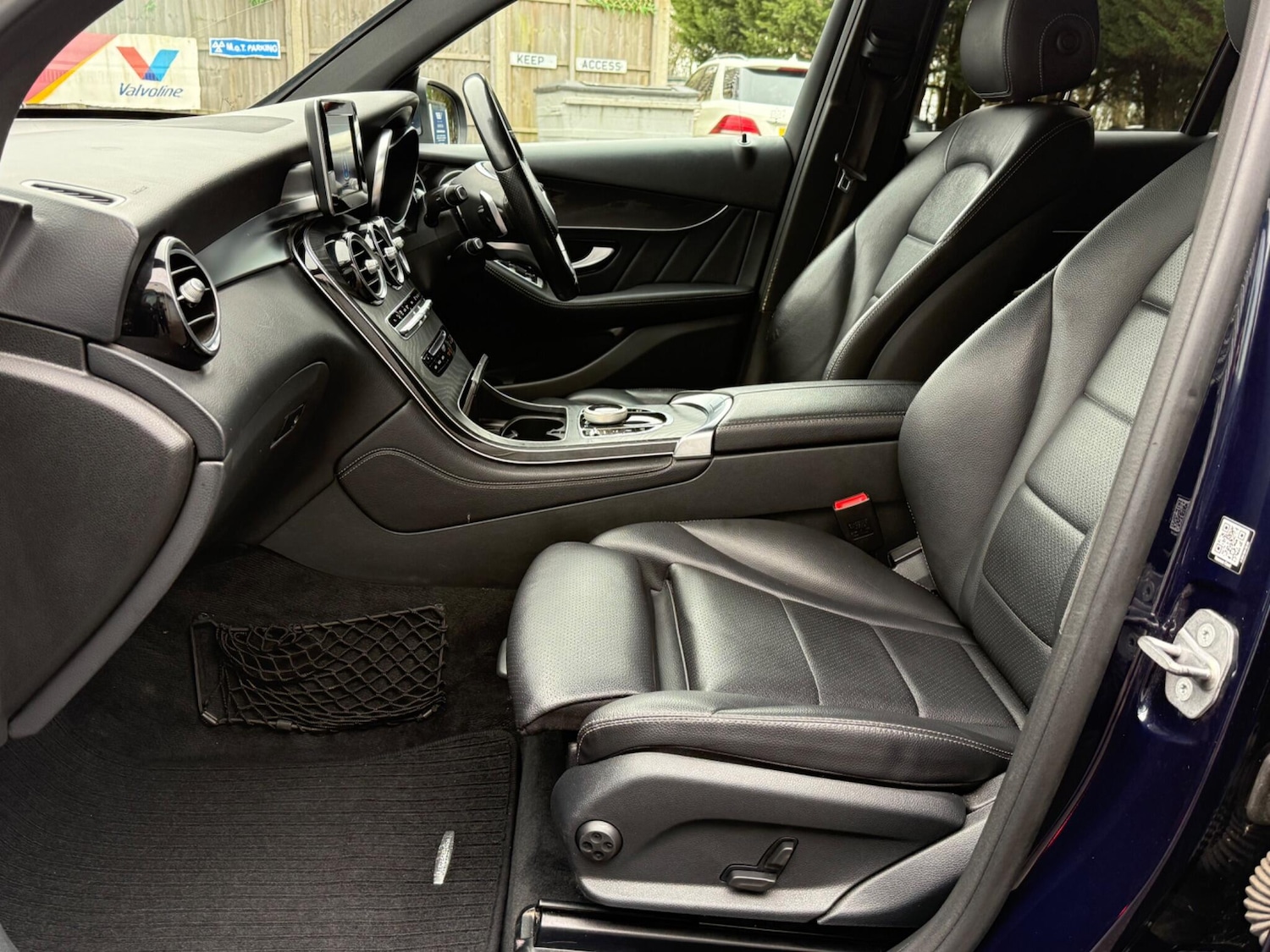 Used Mercedes-Benz GLC 2018 for sale - 77586289: Photo 30