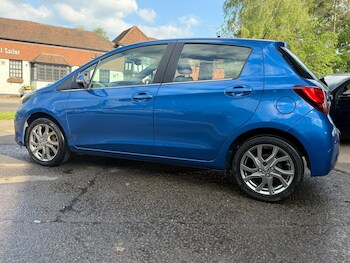 Used Toyota Yaris 2015 for sale - 78461327: Photo