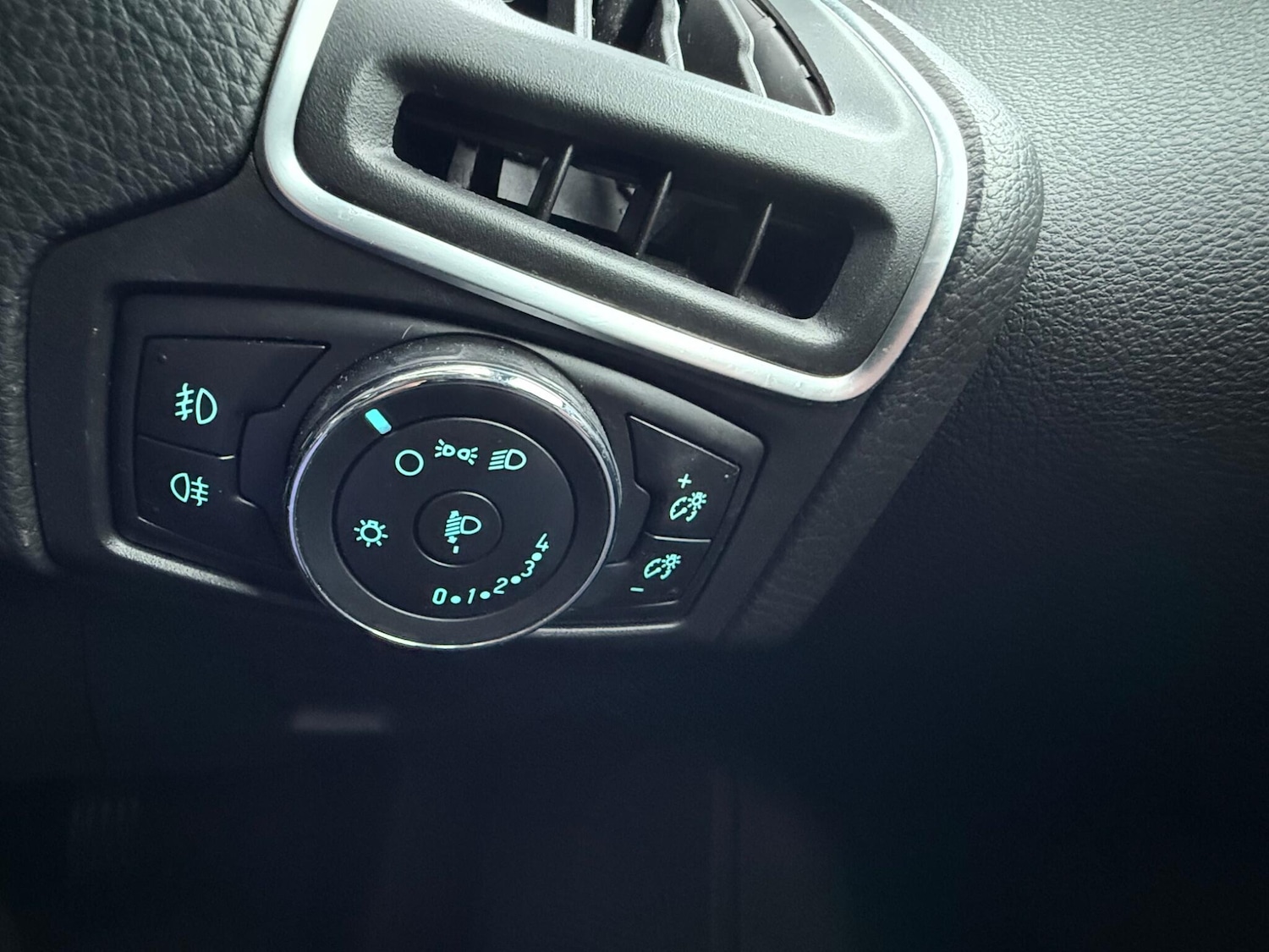 Used Ford Focus 2013 for sale - 77586725: Photo 14