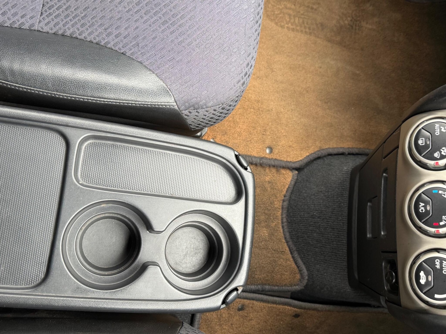 Used Honda CR-V 2002 for sale - 78203789: Photo 9