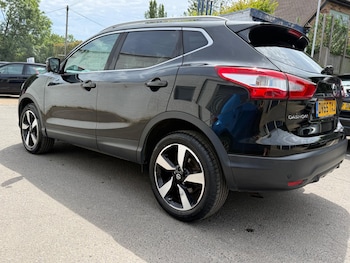 Used Nissan Qashqai 2015 for sale - 78898398: Photo
