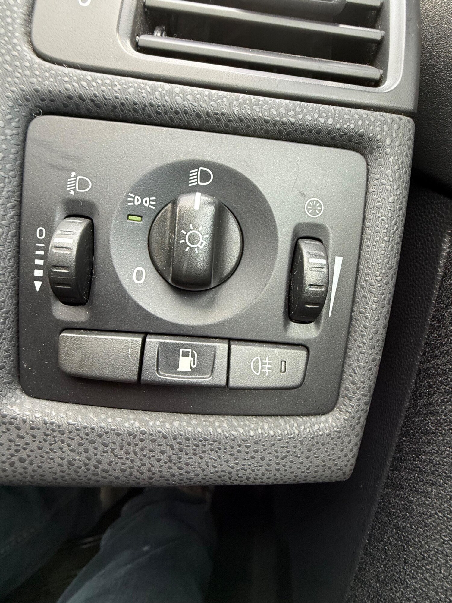 Used Volvo S40 2009 for sale - 77586351: Photo 14