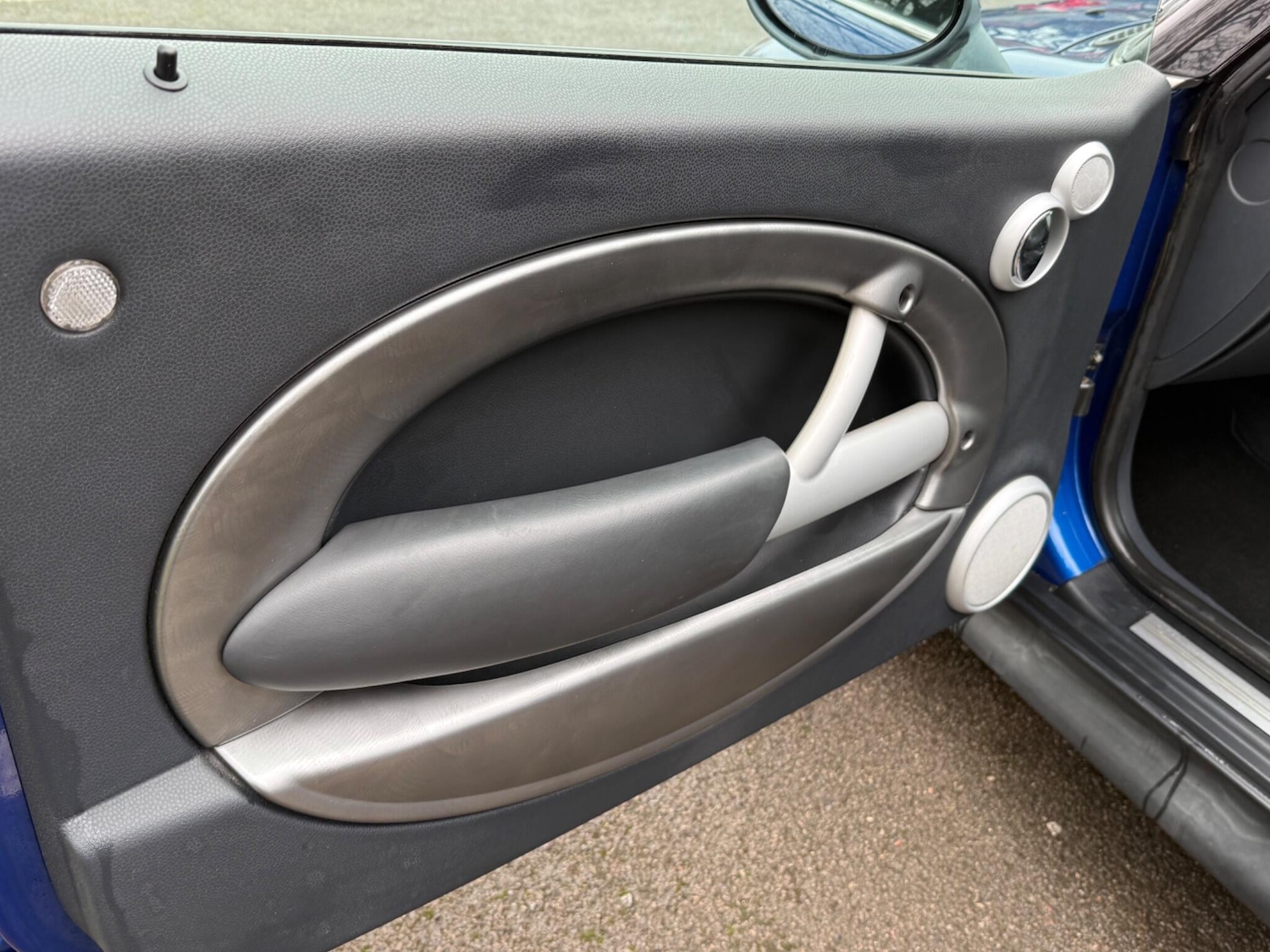 Used MINI Hatch 2004 for sale - 77940549: Photo 13