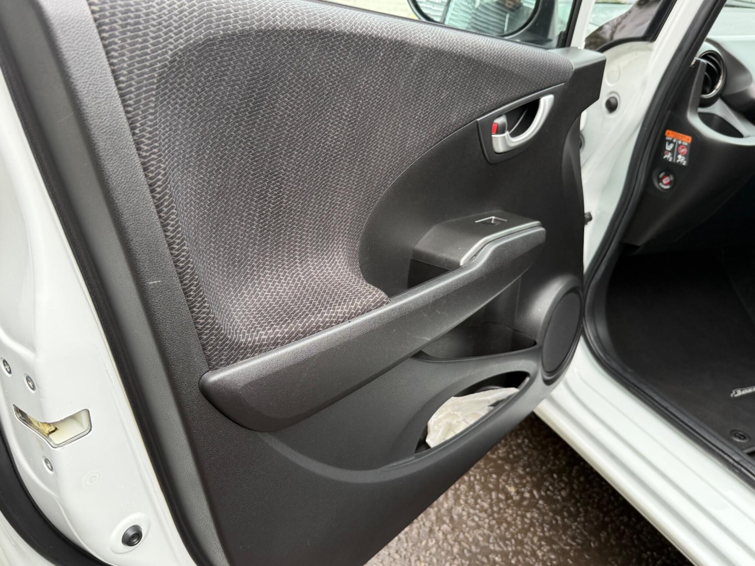 Used Honda Jazz 2014 for sale - 77637707: Photo 16