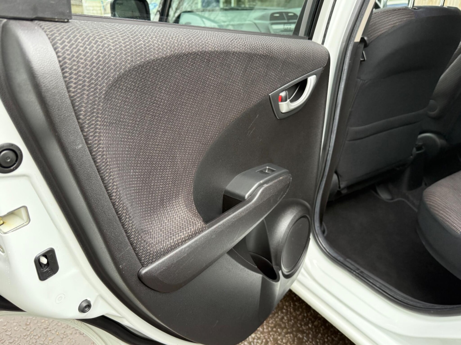 Used Honda Jazz 2014 for sale - 77637707: Photo 17