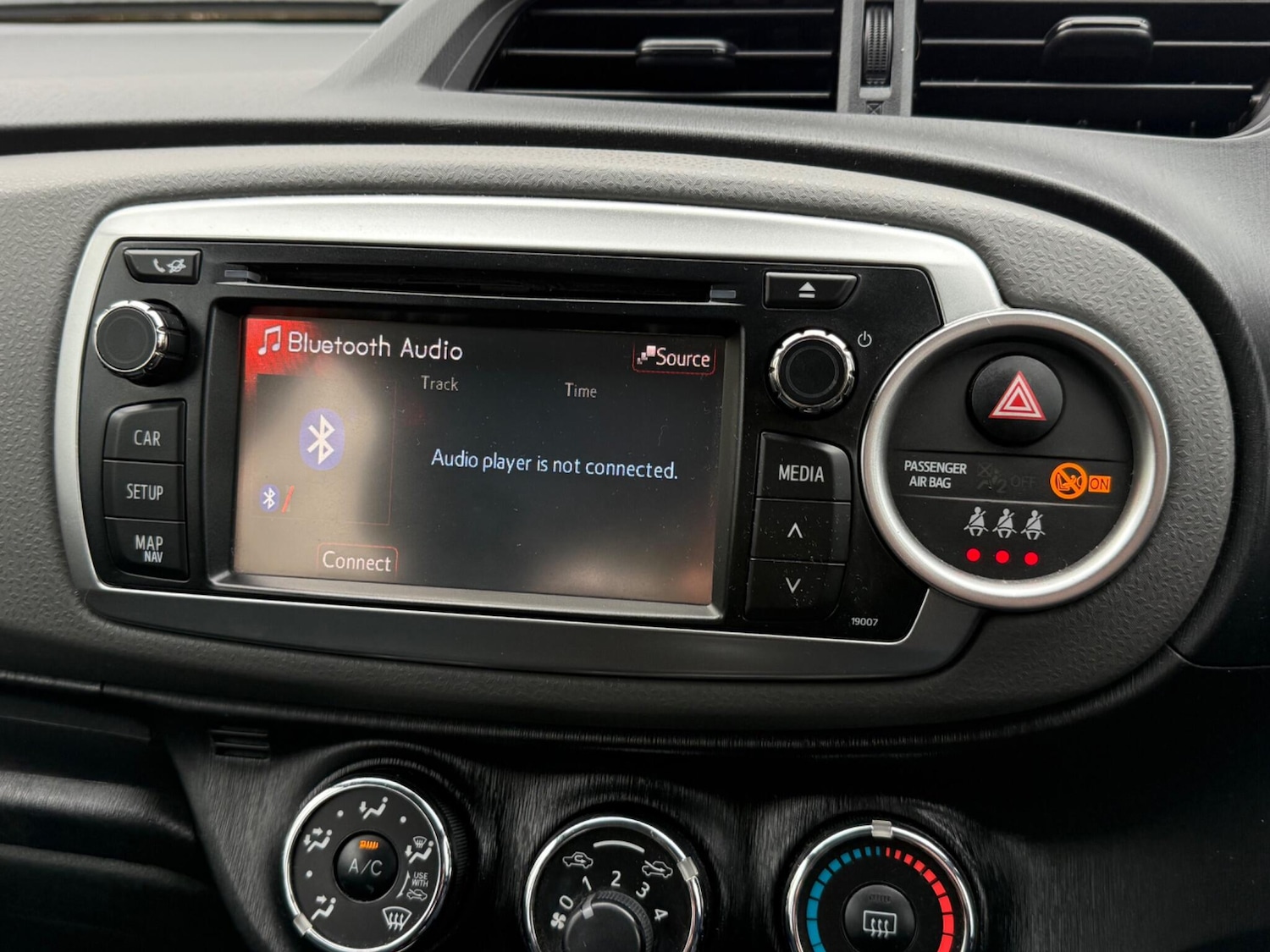 Used Toyota Yaris 2012 for sale - 77696726: Photo 19