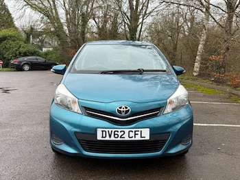 Used Toyota Yaris 2012 for sale - 77696726: Photo