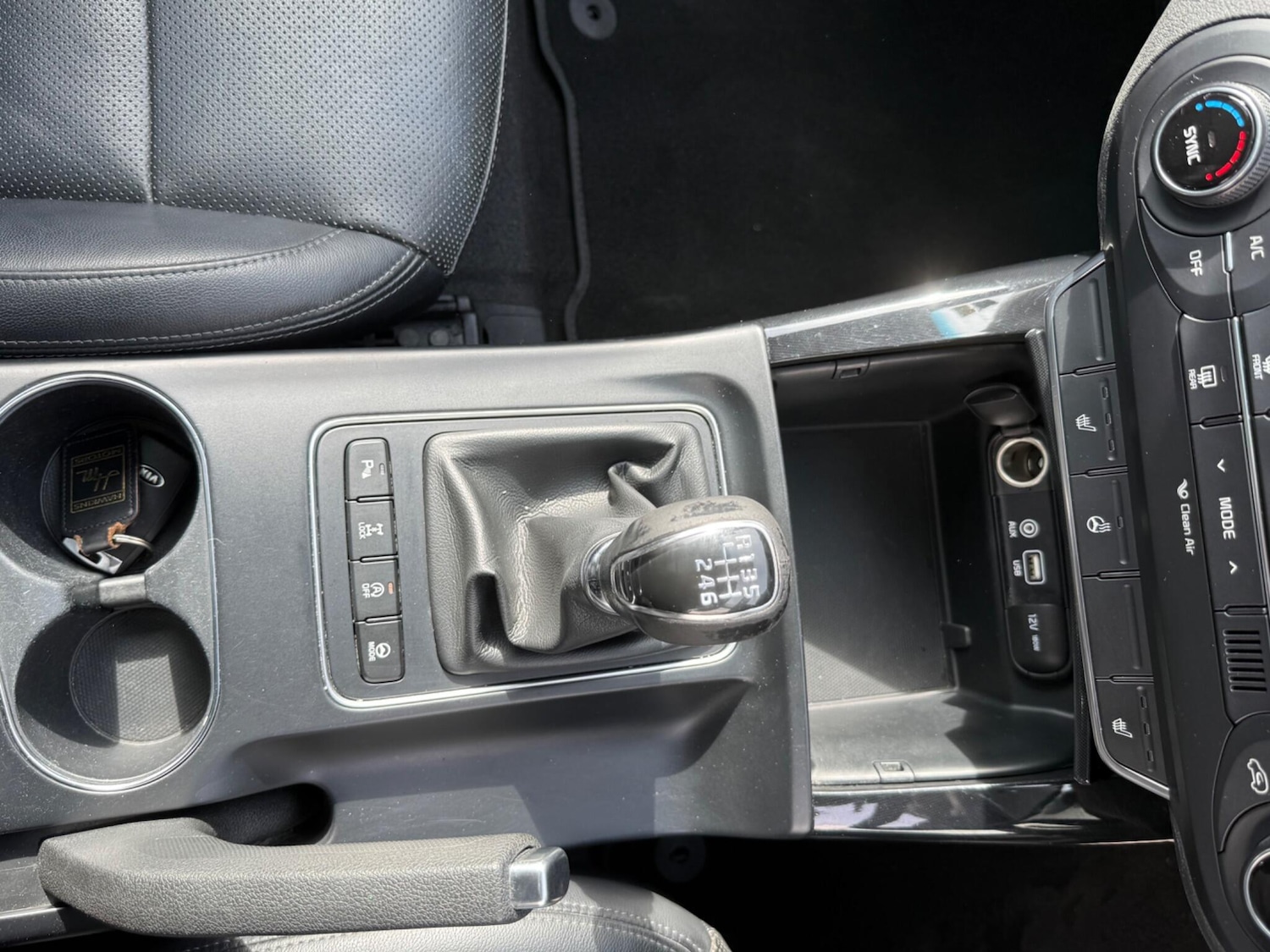 Used Kia Sorento 2015 for sale - 77982557: Photo 9