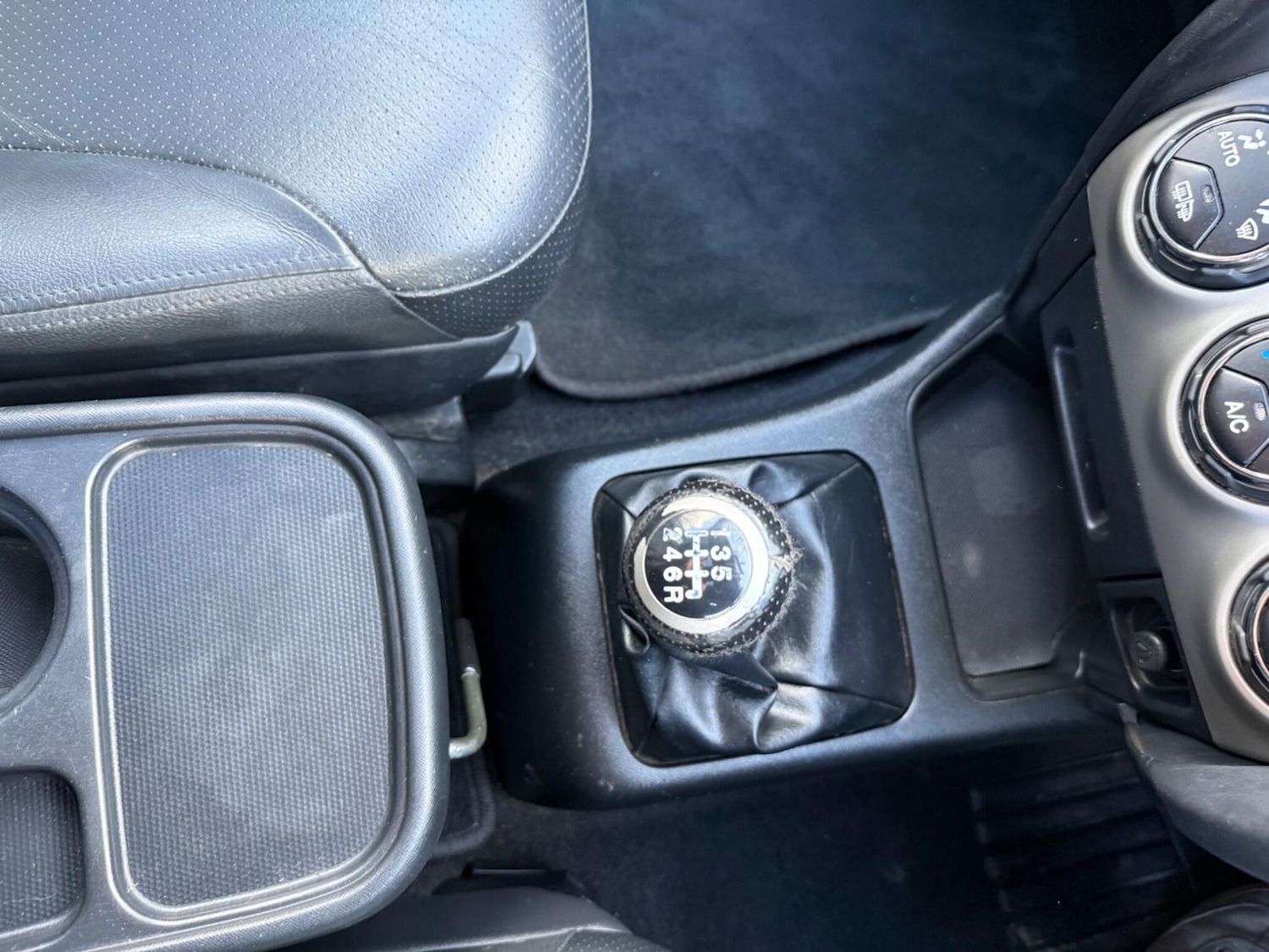 Used Honda CR-V 2006 for sale - 77839172: Photo 27