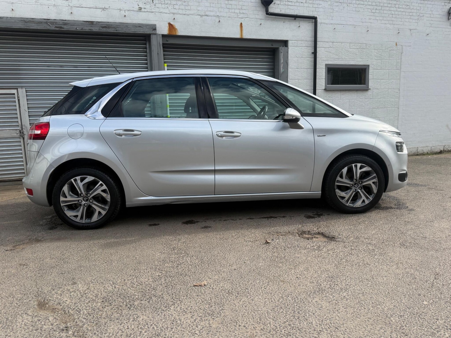 Used Citroen C4 Picasso 2016 for sale - 77898656: Photo 5