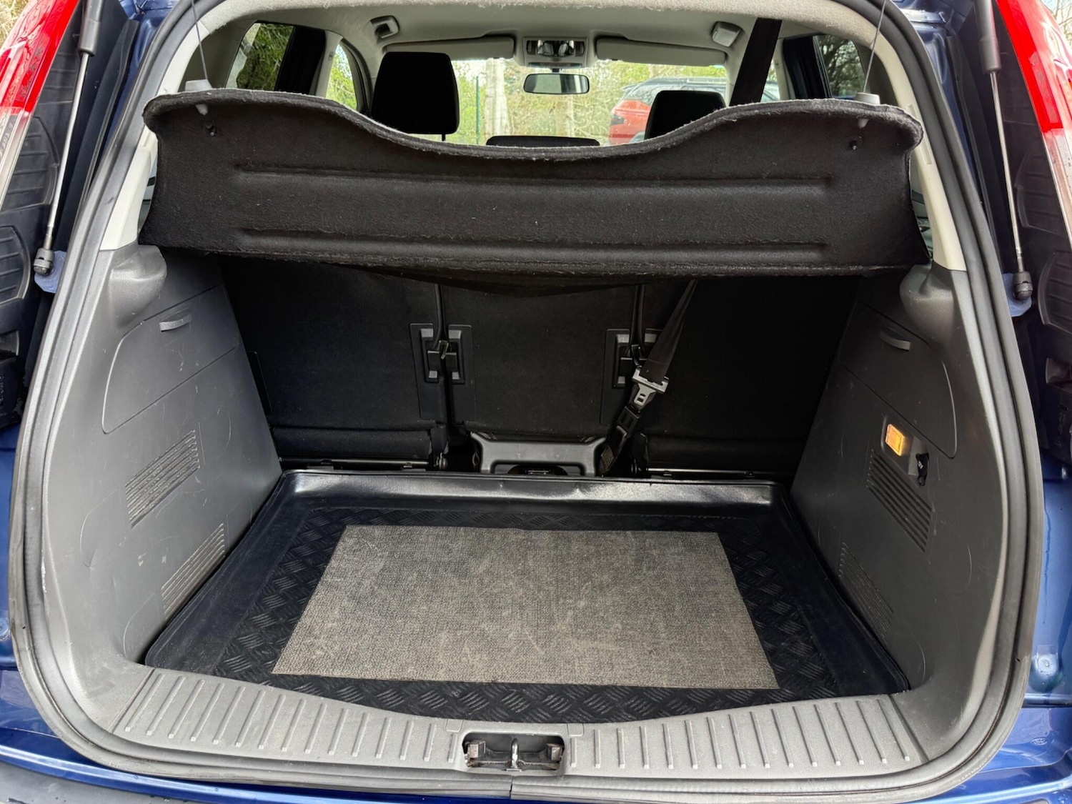 Used Ford C-Max 2010 for sale - 78020290: Photo 22